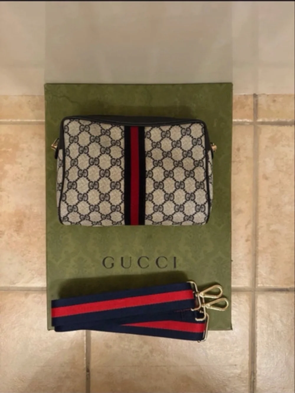 Gucci Beige GG Supreme Crossbody with Navy/Red Web Stripe - Picture 2 of 9
